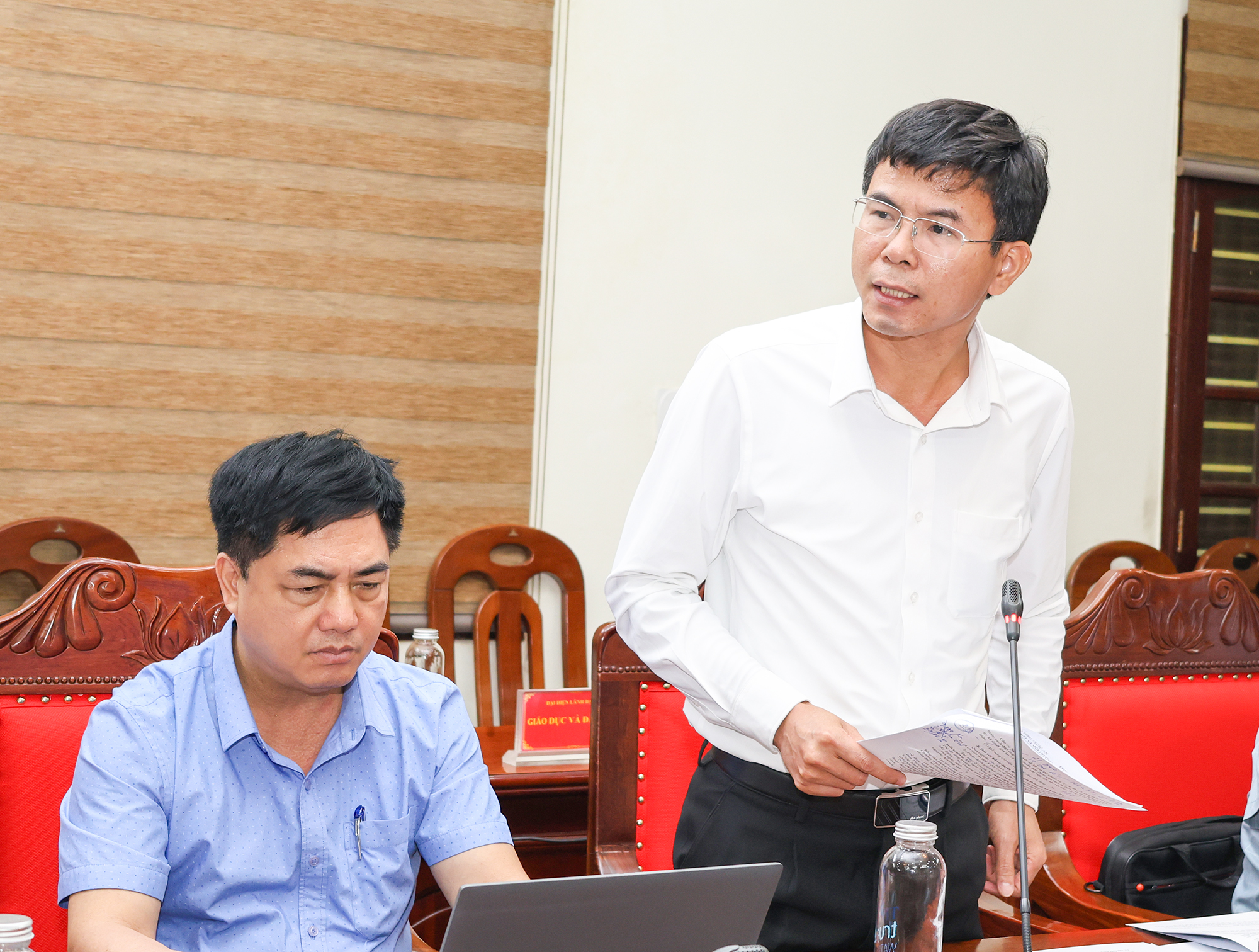 Anh-tin-bai